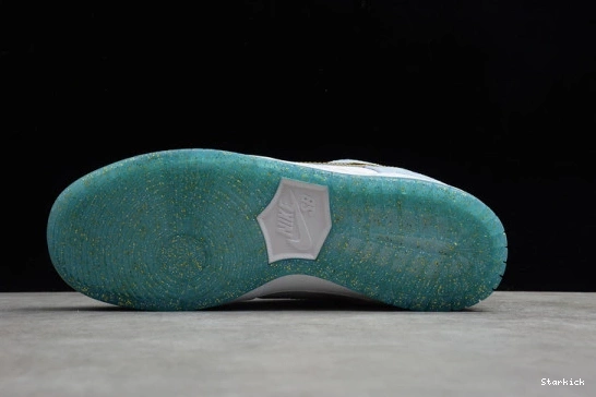 Cliver Nike Dunk SB Sean Low DC9936-100 0205